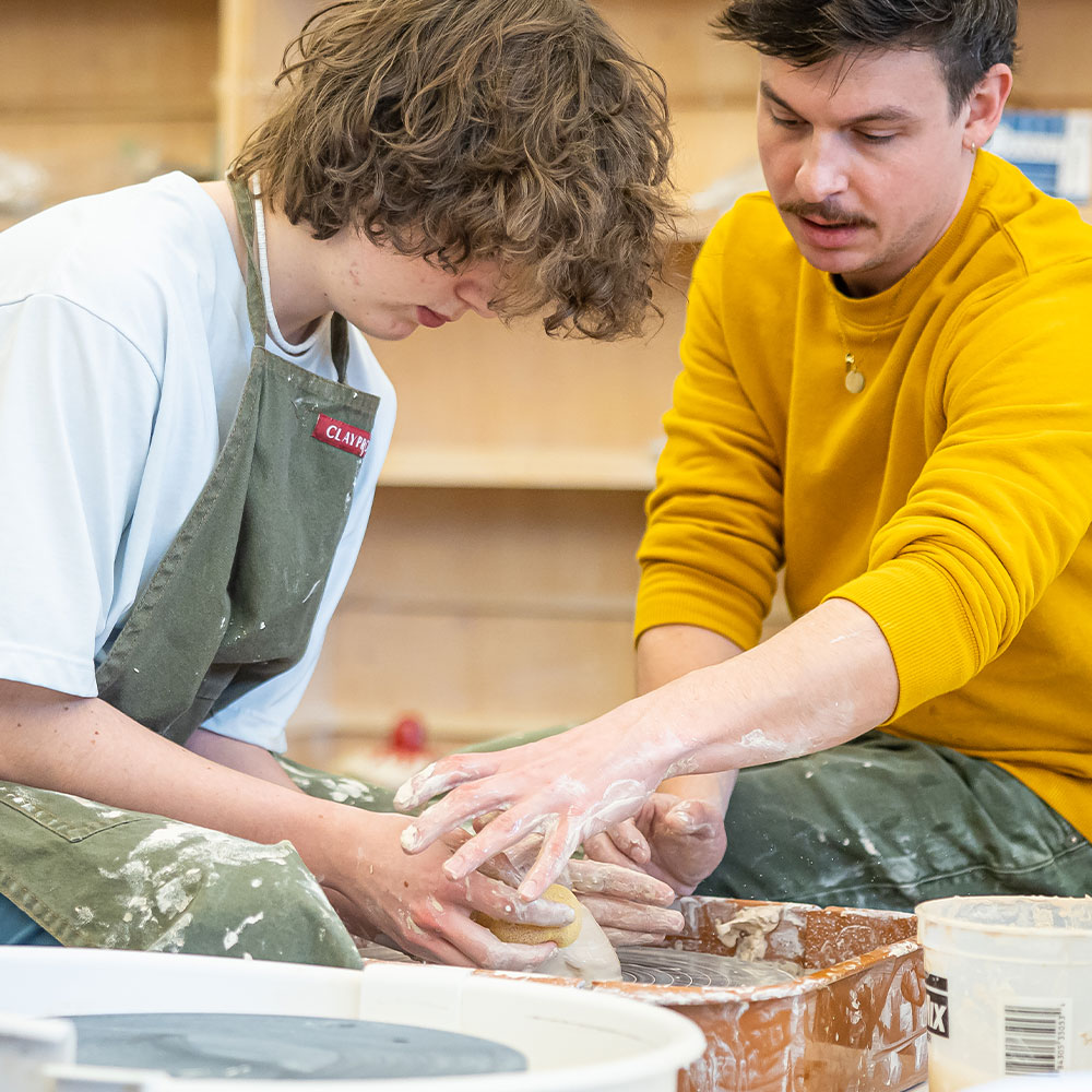 Art-class1000x1000